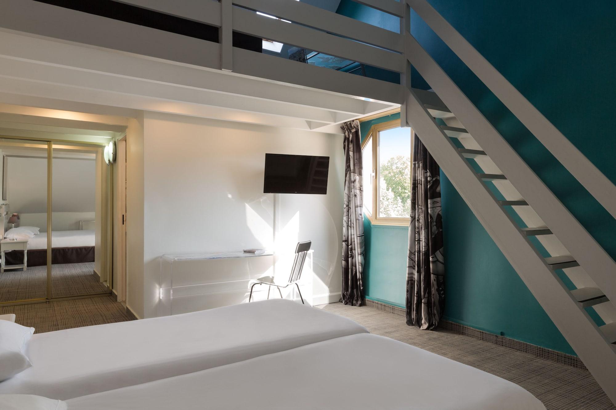 Hotel Le Cardinal Rueil Centre Exterior photo